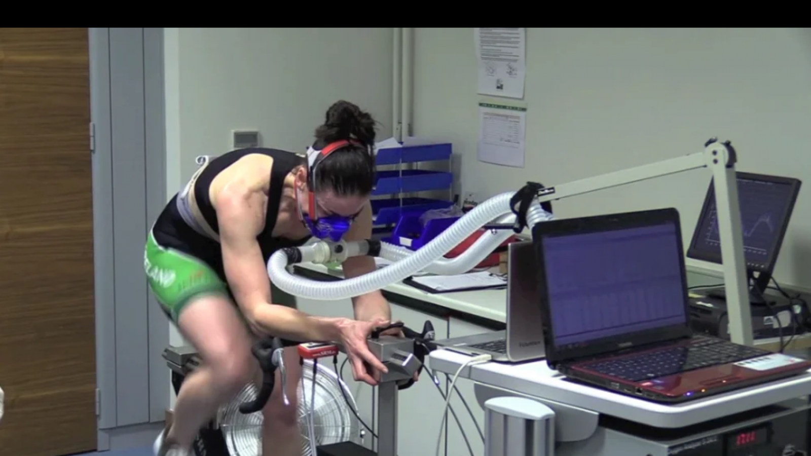 Eve McCrystal undertakes a physiology test in the Sport Ireland Institute