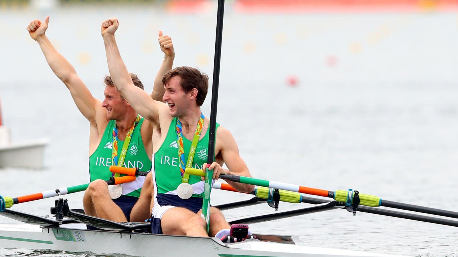 Irish rowers celebrate 