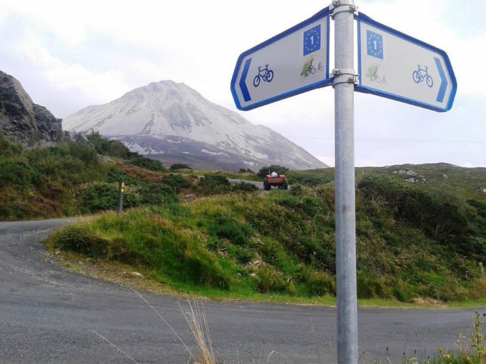EuroVelo sign near Mount Errigal, Donegal